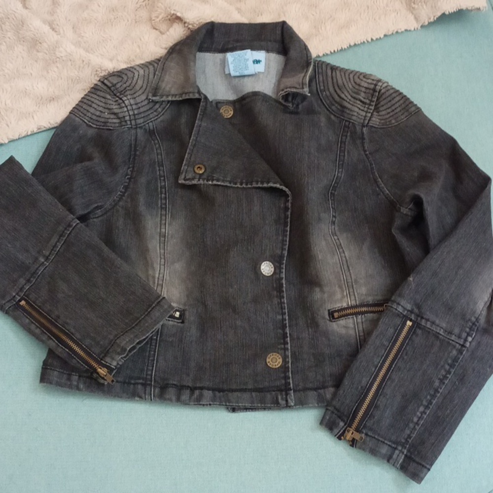 Jean jacket uproar